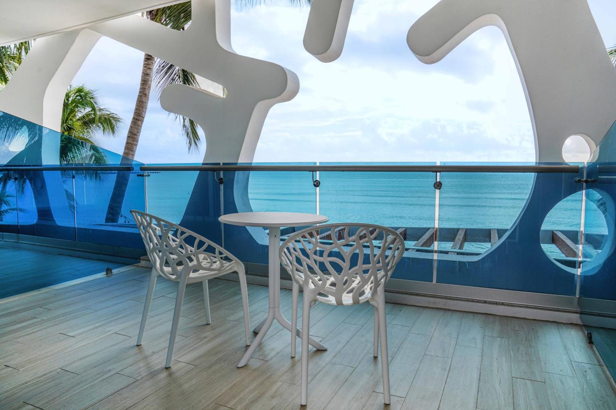 The Carmen Hotel - Ocean Front (Adults Only) Playa del Carmen Kültér fotó